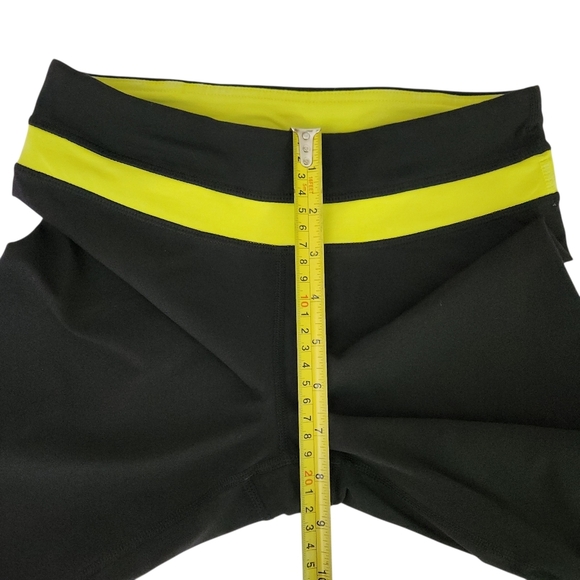 LULULEMON Run: Inspire Crop II black and yellow size 4 - Picture 11 of 14